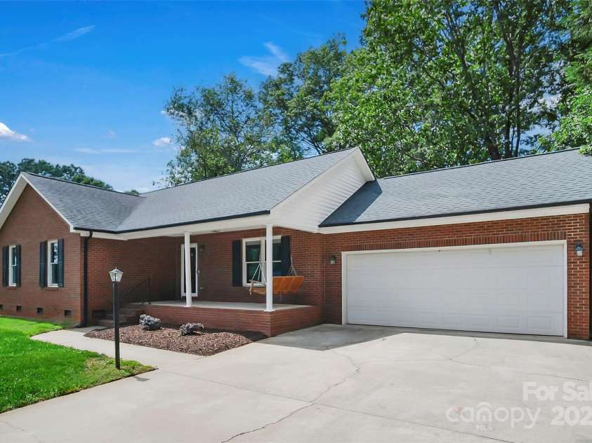 2502 Gold Rush Drive, Lincolnton, NC 28092.  MLS# CAR4255516, YatesRealty ID 13772. 