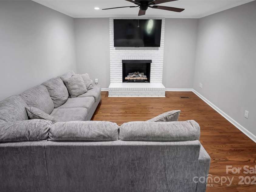 2502 Gold Rush Drive, Lincolnton, NC 28092.  MLS# CAR4255516, YatesRealty ID 13772. 