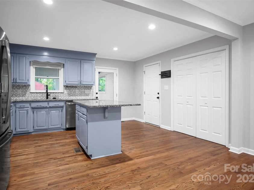 2502 Gold Rush Drive, Lincolnton, NC 28092.  MLS# CAR4255516, YatesRealty ID 13772. 