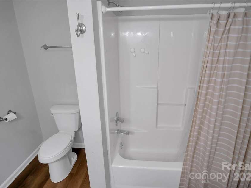 2502 Gold Rush Drive, Lincolnton, NC 28092.  MLS# CAR4255516, YatesRealty ID 13772. 