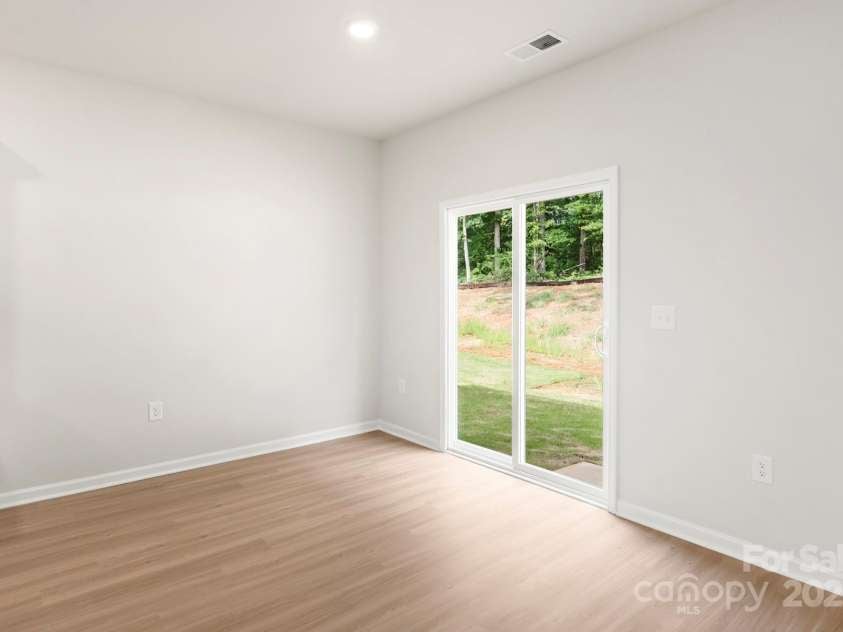 3410 Saddlebred Drive, Gastonia, NC 28052.  MLS# CAR4232737, YatesRealty ID 13775. 