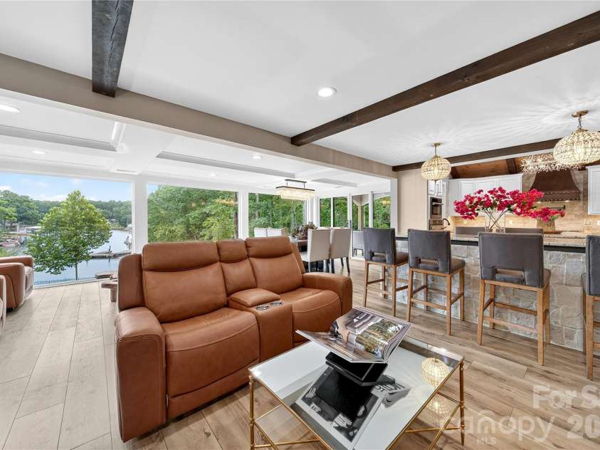 7508 Bankhead Road, Denver, NC 28037.  MLS# CAR4392246, YatesRealty ID 13775. Living area with 9ft ceilings