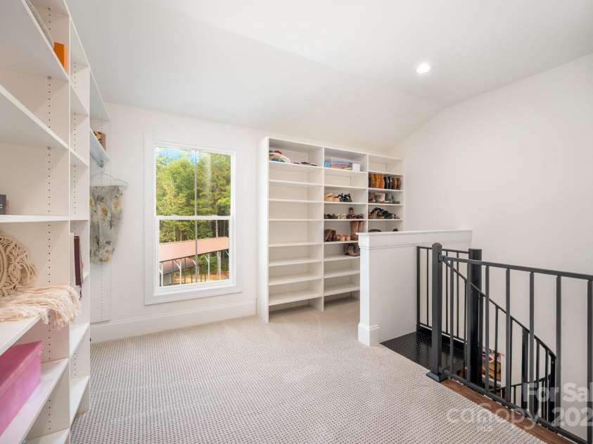 722 Clegg Farm Drive, York, SC 29745.  MLS# CAR4305468, YatesRealty ID 13777. 2 Story Primary Closet - Story 2