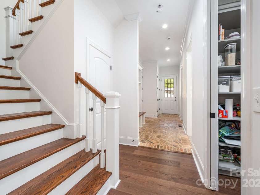 722 Clegg Farm Drive, York, SC 29745.  MLS# CAR4305468, YatesRealty ID 13777. 