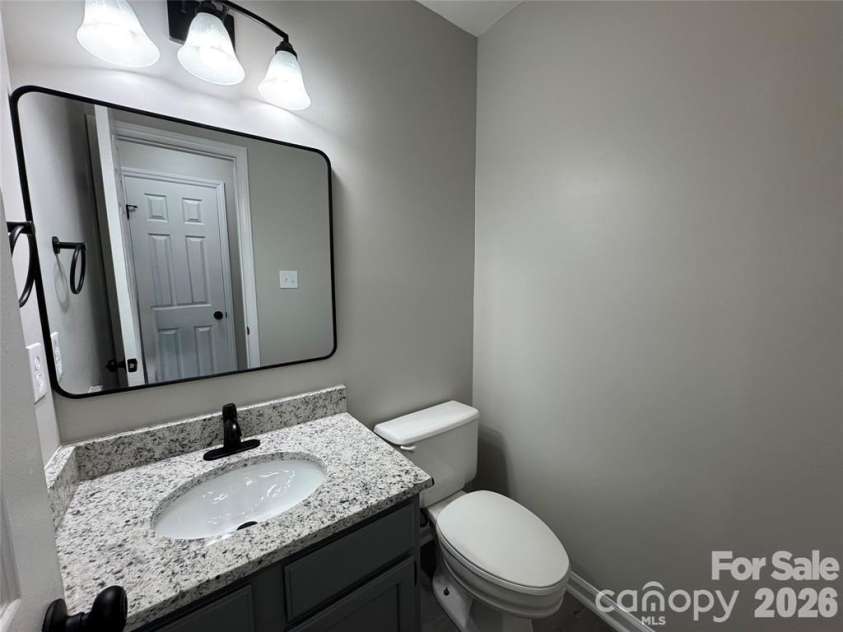 1425 Sugar Hollow Drive, Charlotte, NC 28214.  MLS# CAR4362199, YatesRealty ID 13779. 