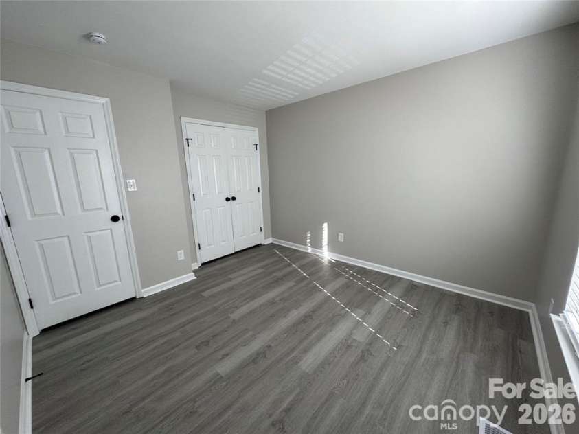 1425 Sugar Hollow Drive, Charlotte, NC 28214.  MLS# CAR4362199, YatesRealty ID 13779. 