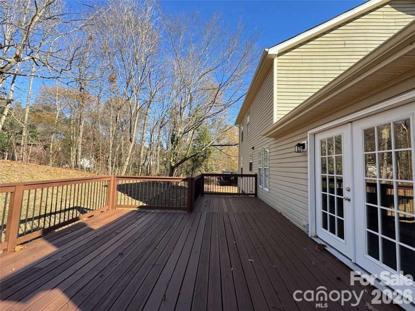 1425 Sugar Hollow Drive, Charlotte, NC 28214.  MLS# CAR4362199, YatesRealty ID 13779. 