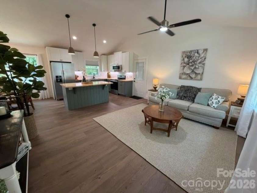 170 Clifton Avenue, Bryson City, NC 28713.  MLS# CAR4398146, YatesRealty ID 1378. 