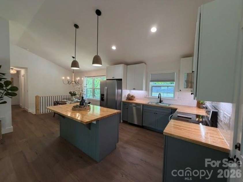 170 Clifton Avenue, Bryson City, NC 28713.  MLS# CAR4398146, YatesRealty ID 1378. 