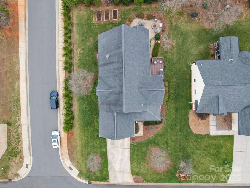 4032 River Falls Drive, Lowell, NC 28098.  MLS# CAR4224943, YatesRealty ID 1378. 