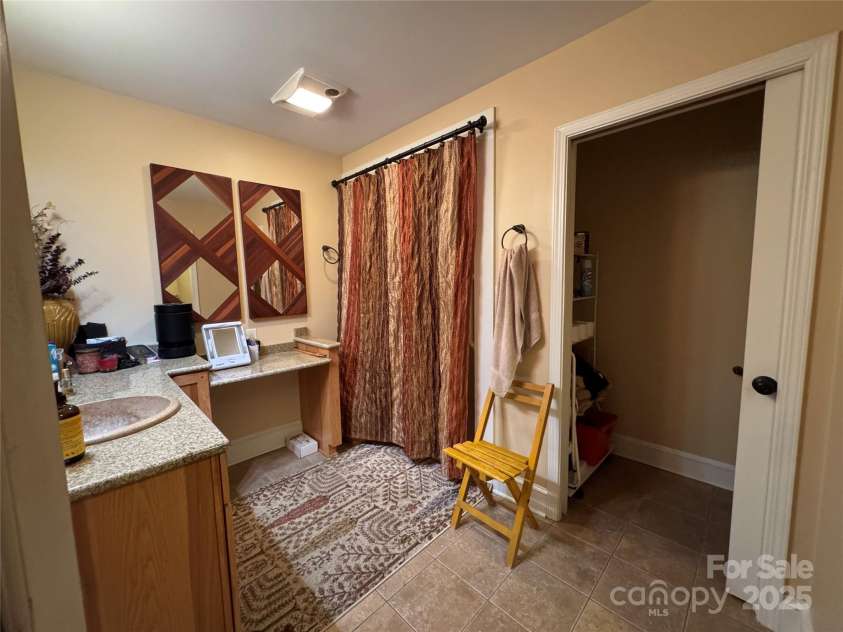 66 Arlington Avenue, Concord, NC 28025.  MLS# CAR4256759, YatesRealty ID 13780. Primary Bathroom