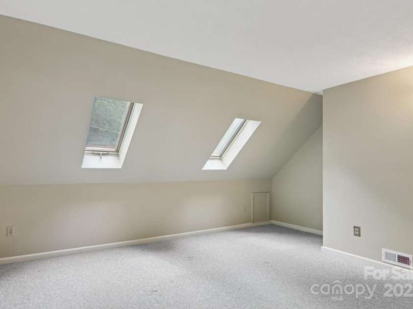 19 Reuben Branch Road, Maggie Valley, NC 28751.  MLS# CAR4259987, YatesRealty ID 13782. 