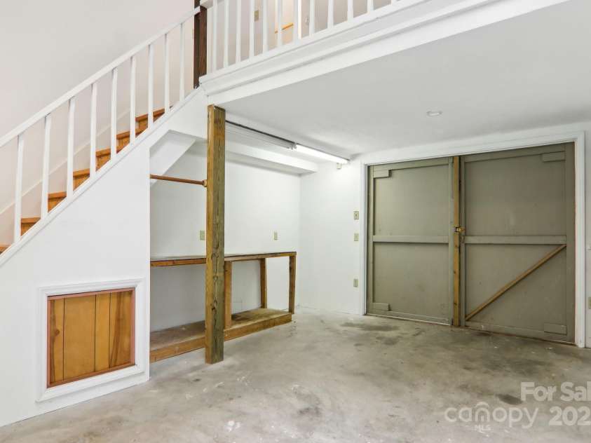 19 Reuben Branch Road, Maggie Valley, NC 28751.  MLS# CAR4259987, YatesRealty ID 13782. 