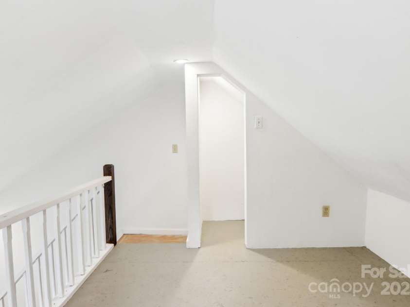 19 Reuben Branch Road, Maggie Valley, NC 28751.  MLS# CAR4259987, YatesRealty ID 13782. 