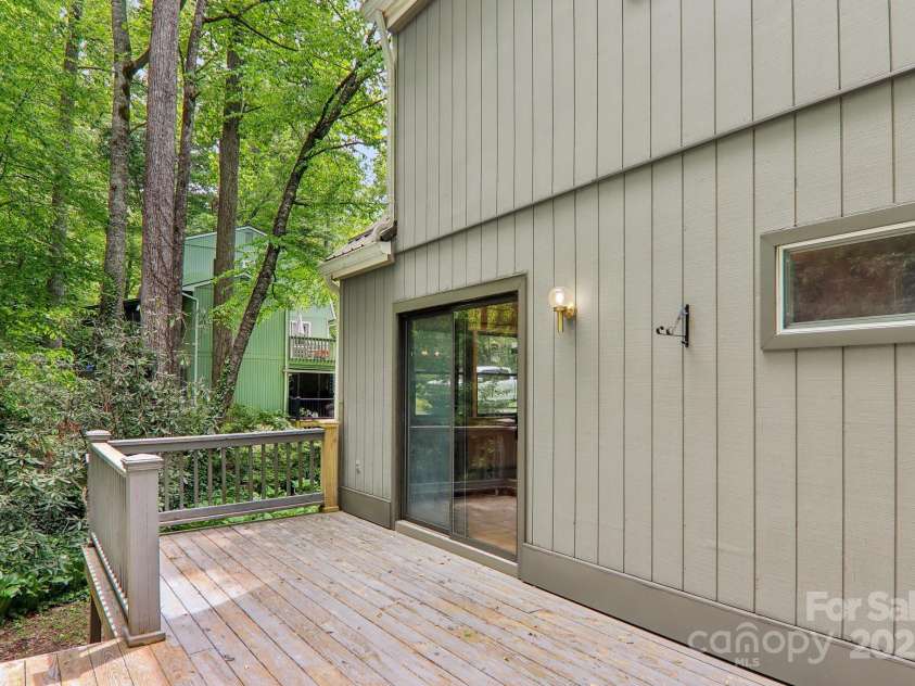 19 Reuben Branch Road, Maggie Valley, NC 28751.  MLS# CAR4259987, YatesRealty ID 13782. 