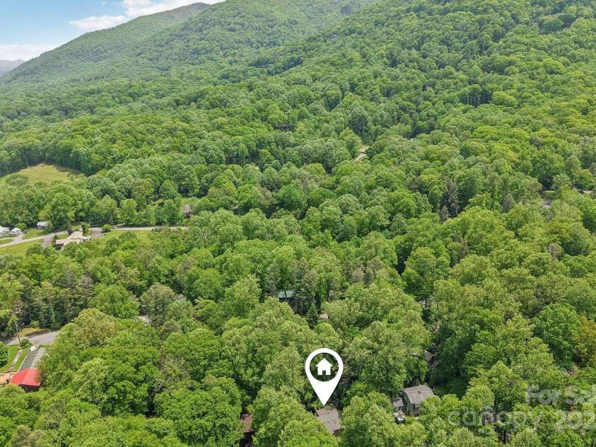 19 Reuben Branch Road, Maggie Valley, NC 28751.  MLS# CAR4259987, YatesRealty ID 13782. 