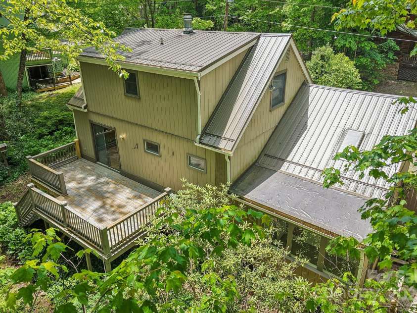 19 Reuben Branch Road, Maggie Valley, NC 28751.  MLS# CAR4259987, YatesRealty ID 13782. 