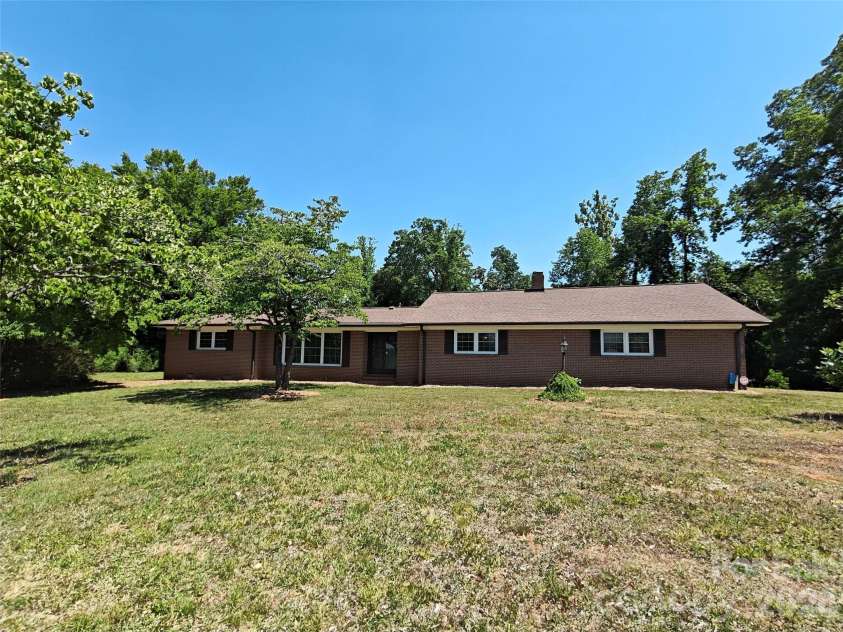 8710 Stokes Ferry Road, Salisbury, NC 28146.  MLS# CAR4383645, YatesRealty ID 13782. 