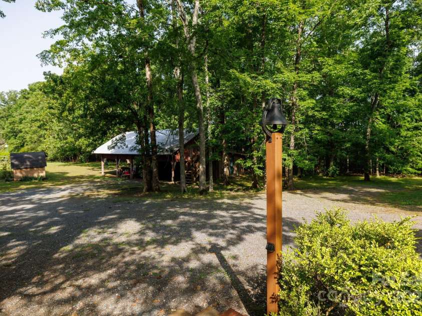 1371 Hawks Nest Road, York, SC 29745.  MLS# CAR4260098, YatesRealty ID 13783. 