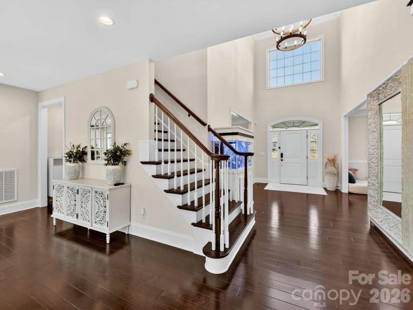 1012 Golden Bell Drive, Waxhaw, NC 28173.  MLS# CAR4357580, YatesRealty ID 13784. 