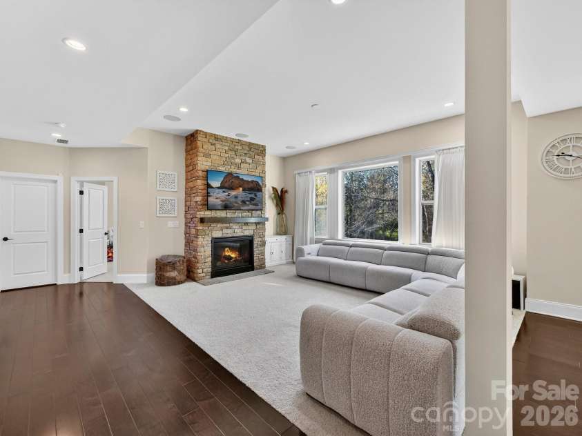 1012 Golden Bell Drive, Waxhaw, NC 28173.  MLS# CAR4357580, YatesRealty ID 13784. 
