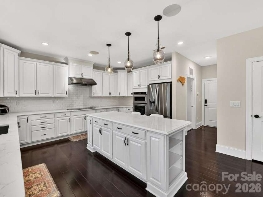 1012 Golden Bell Drive, Waxhaw, NC 28173.  MLS# CAR4357580, YatesRealty ID 13784. 