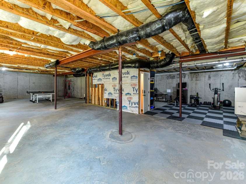 1012 Golden Bell Drive, Waxhaw, NC 28173.  MLS# CAR4357580, YatesRealty ID 13784. 