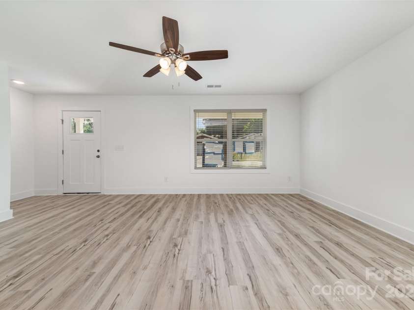 304 Adams Street, Salisbury, NC 28144.  MLS# CAR4260173, YatesRealty ID 13784. 