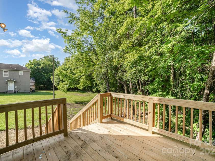 304 Adams Street, Salisbury, NC 28144.  MLS# CAR4260173, YatesRealty ID 13784. 