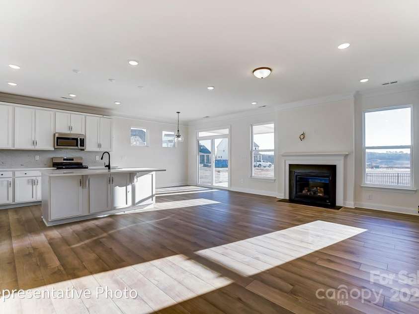 123 Prestwick Way, Mooresville, NC 28115.  MLS# CAR4260177, YatesRealty ID 13785. 