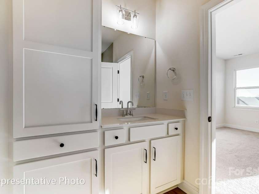 123 Prestwick Way, Mooresville, NC 28115.  MLS# CAR4260177, YatesRealty ID 13785. 