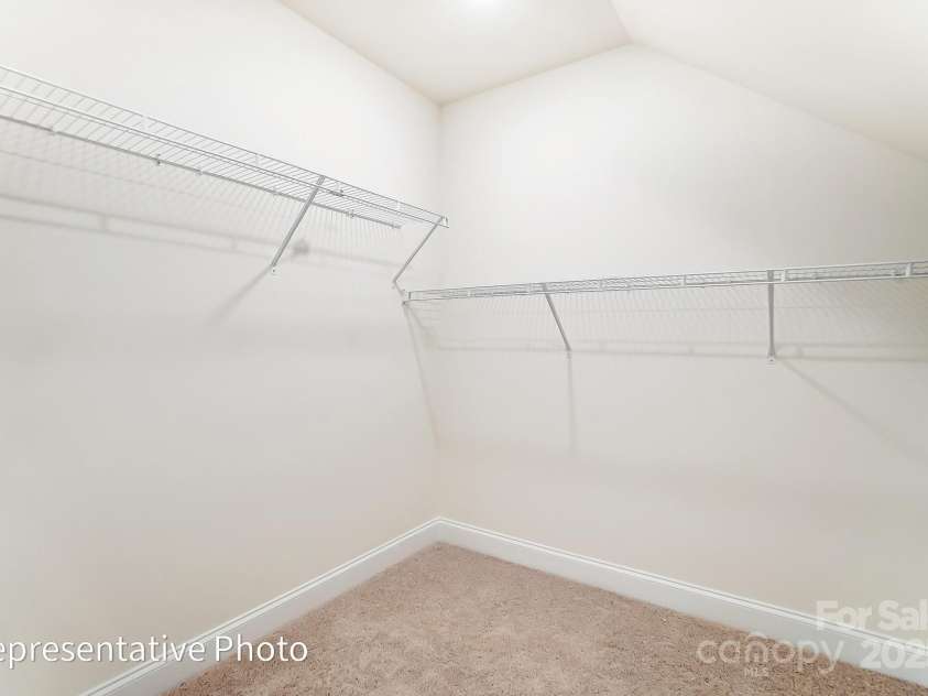 123 Prestwick Way, Mooresville, NC 28115.  MLS# CAR4260177, YatesRealty ID 13785. 