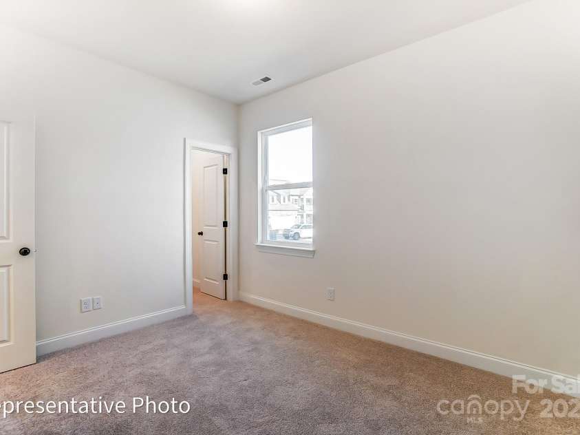 123 Prestwick Way, Mooresville, NC 28115.  MLS# CAR4260177, YatesRealty ID 13785. 