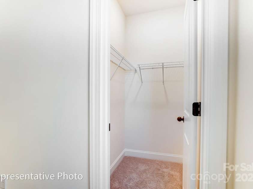 123 Prestwick Way, Mooresville, NC 28115.  MLS# CAR4260177, YatesRealty ID 13785. 