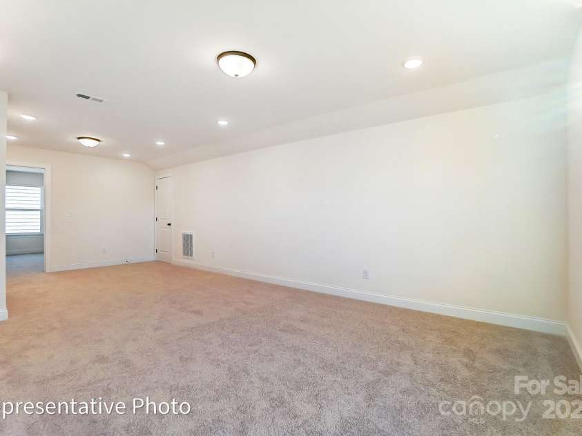 123 Prestwick Way, Mooresville, NC 28115.  MLS# CAR4260177, YatesRealty ID 13785. 