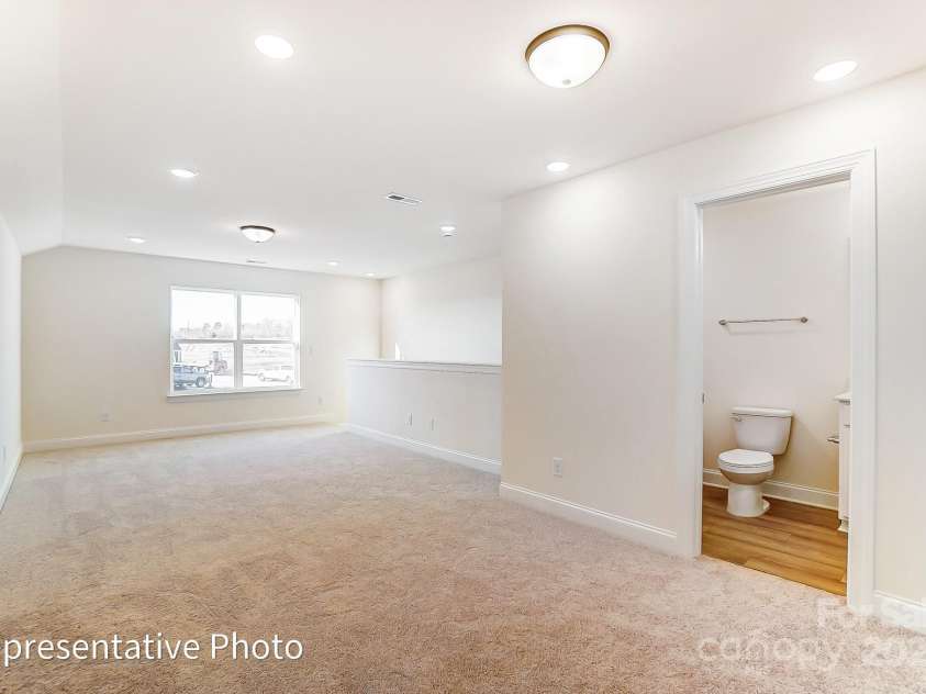 123 Prestwick Way, Mooresville, NC 28115.  MLS# CAR4260177, YatesRealty ID 13785. 