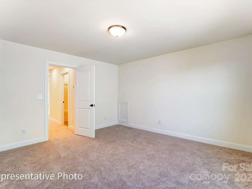 123 Prestwick Way, Mooresville, NC 28115.  MLS# CAR4260177, YatesRealty ID 13785. 