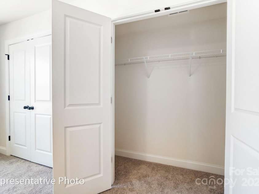 123 Prestwick Way, Mooresville, NC 28115.  MLS# CAR4260177, YatesRealty ID 13785. 