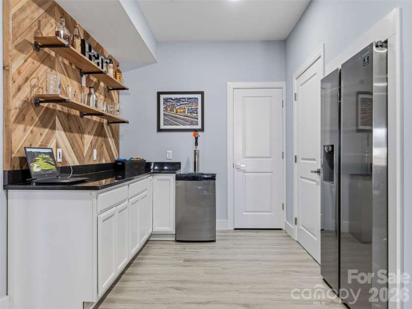 16 Pisgah Ridge Trail, Mills River, NC 28759.  MLS# CAR4369442, YatesRealty ID 13785. 