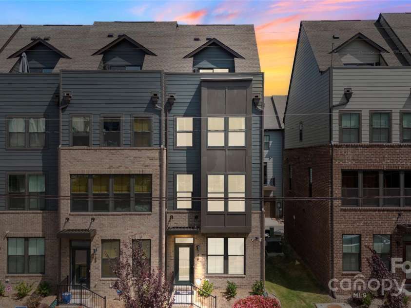 743 Anderson Street, Charlotte, NC 28205.  MLS# CAR4260153, YatesRealty ID 13787. 