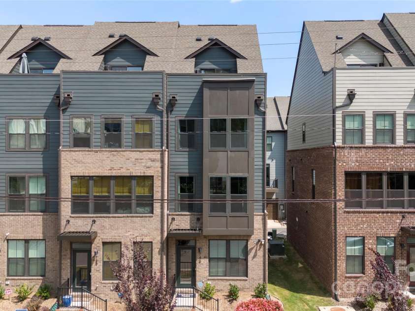 743 Anderson Street, Charlotte, NC 28205.  MLS# CAR4260153, YatesRealty ID 13787. 