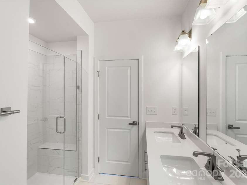 743 Anderson Street, Charlotte, NC 28205.  MLS# CAR4260153, YatesRealty ID 13787. 