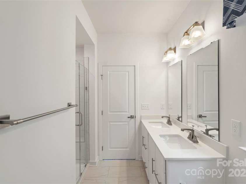 743 Anderson Street, Charlotte, NC 28205.  MLS# CAR4260153, YatesRealty ID 13787. 