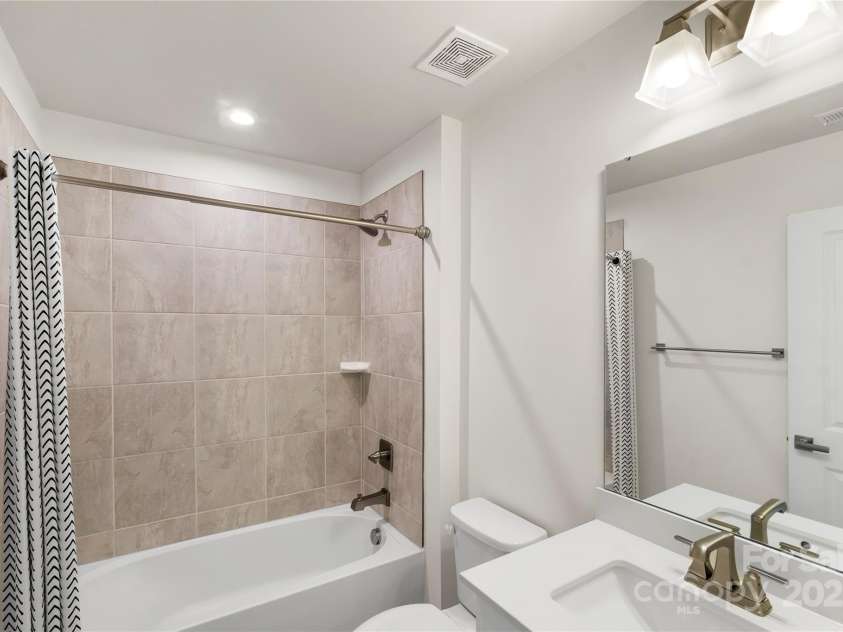 743 Anderson Street, Charlotte, NC 28205.  MLS# CAR4260153, YatesRealty ID 13787. 