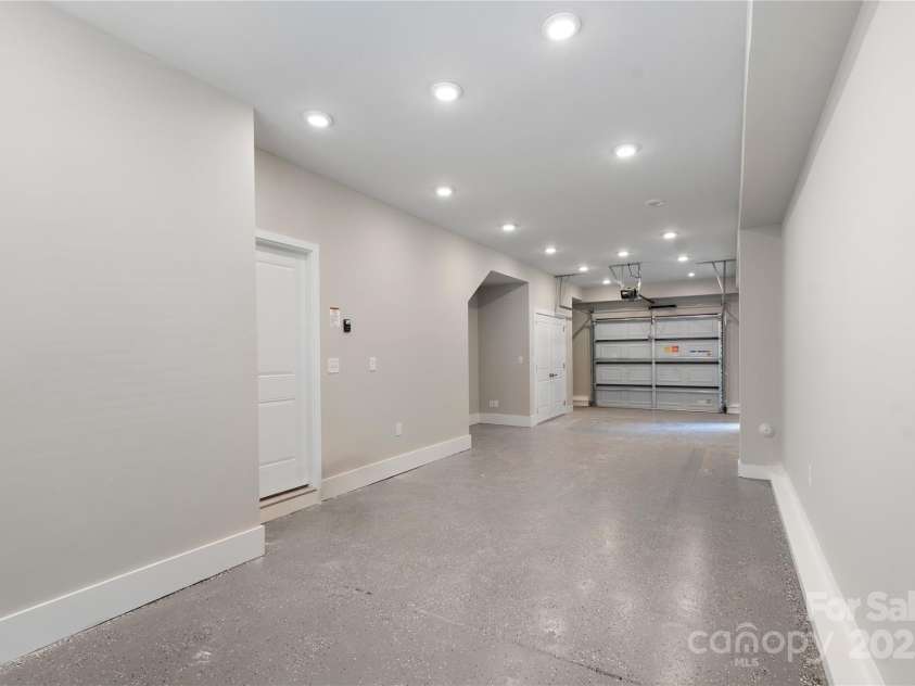 743 Anderson Street, Charlotte, NC 28205.  MLS# CAR4260153, YatesRealty ID 13787. 
