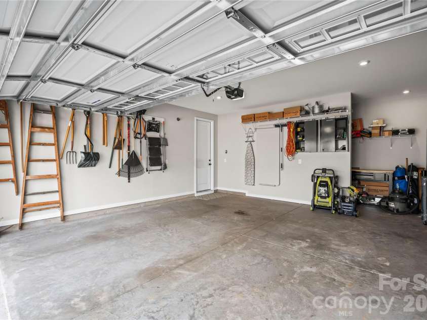 9838 Quercus Lane, Huntersville, NC 28078.  MLS# CAR4358813, YatesRealty ID 13787. 