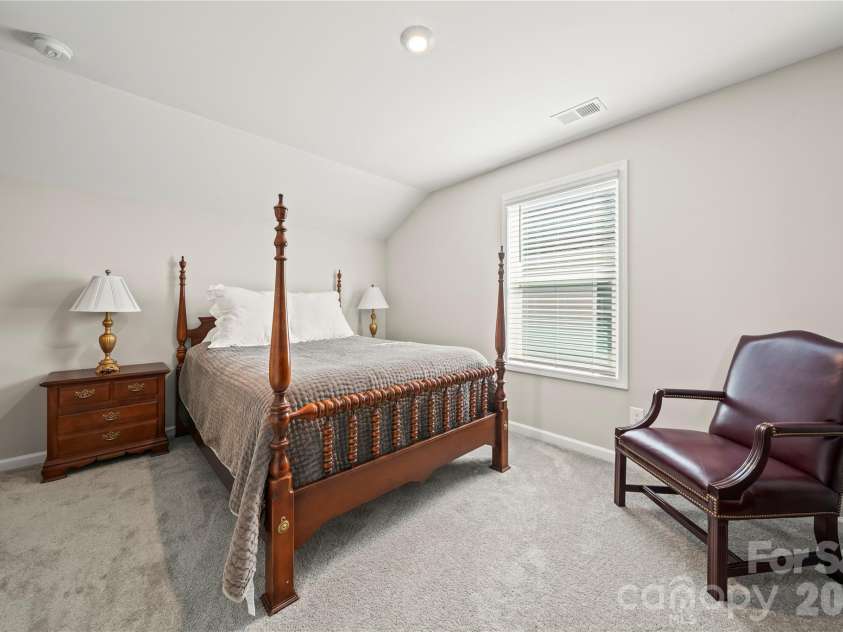9838 Quercus Lane, Huntersville, NC 28078.  MLS# CAR4358813, YatesRealty ID 13787. Upper level guest suite