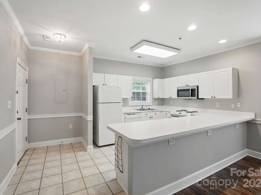 8731 Coralbell Lane, Charlotte, NC 28213.  MLS# CAR4258798, YatesRealty ID 13788. 