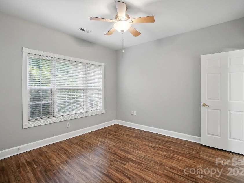 8731 Coralbell Lane, Charlotte, NC 28213.  MLS# CAR4258798, YatesRealty ID 13788. 