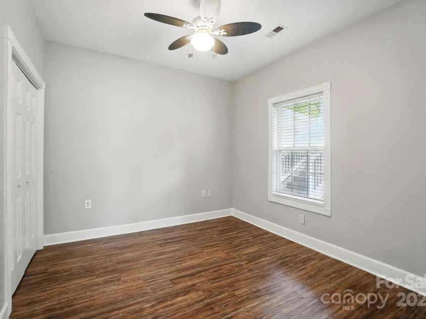 8731 Coralbell Lane, Charlotte, NC 28213.  MLS# CAR4258798, YatesRealty ID 13788. 